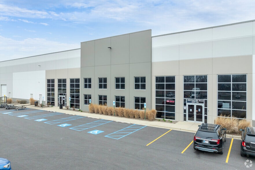 More Photos Of 2924 E 126th St, Chicago Warehouse For Lease