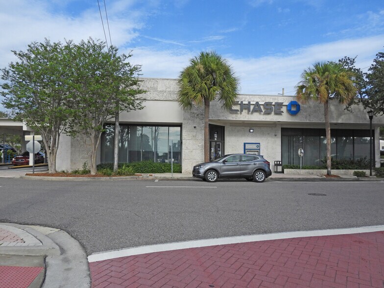 More Photos Of 505 Brevard Ave, Cocoa Bank For Lease