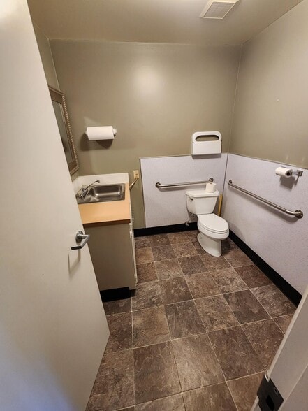 More Photos Of 4123 Solano Ave, Napa Office For Lease