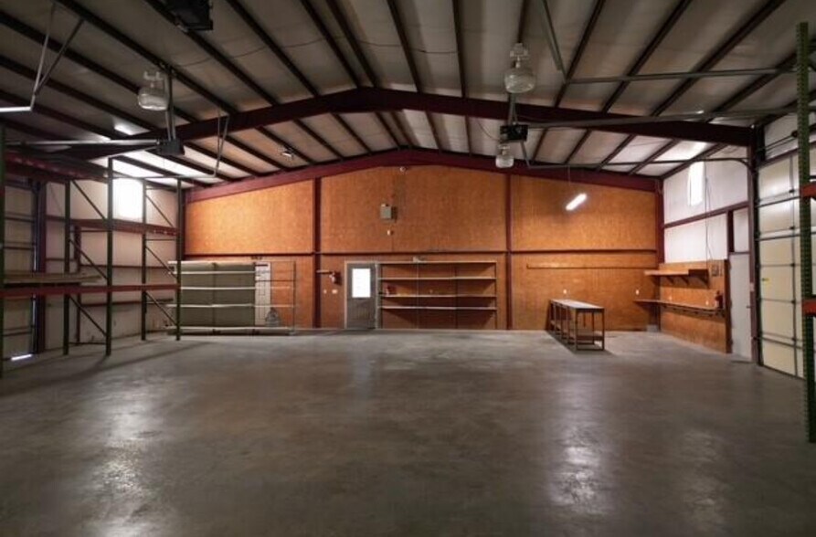 More Photos Of 21203 US Highway 412, Colcord Industrial For Lease