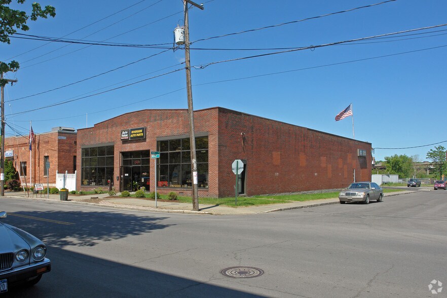 More Photos Of 223 Broadway, Rensselaer Freestanding For Sale