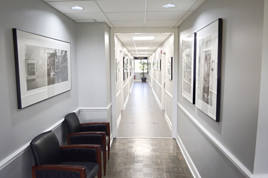 More Photos Of 280 W Canton Ave, Winter Park Office For Lease