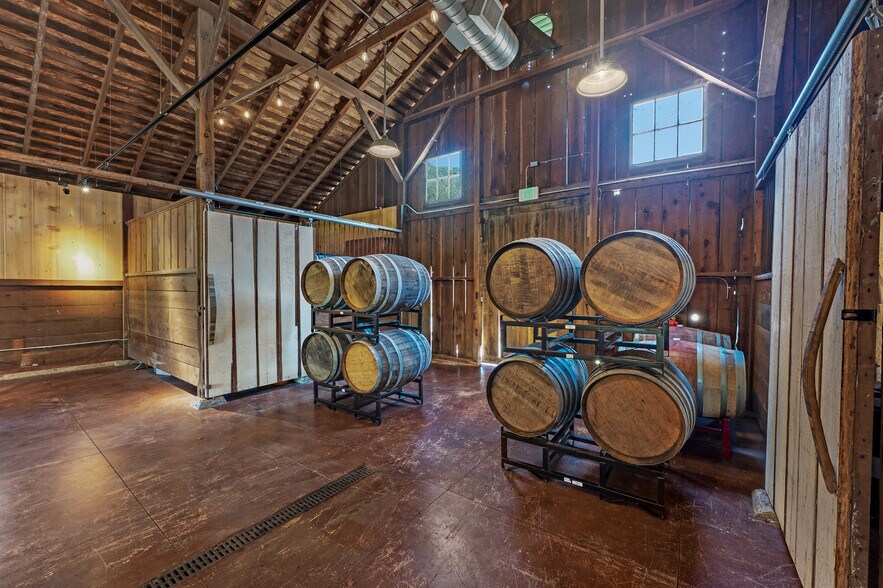 More Photos Of 125 Cristo Ln, Santa Rosa Specialty For Sale