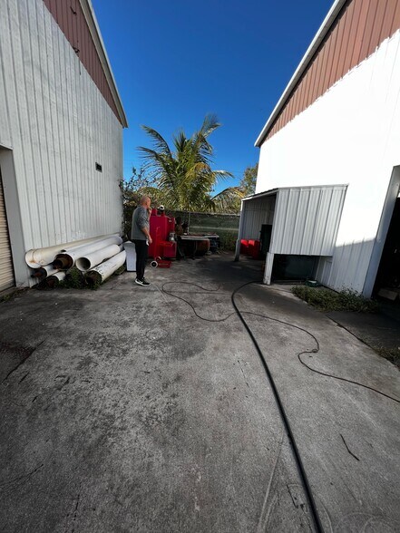 More Photos Of 3395 SW 42nd Ave, Palm City Warehouse For Sale