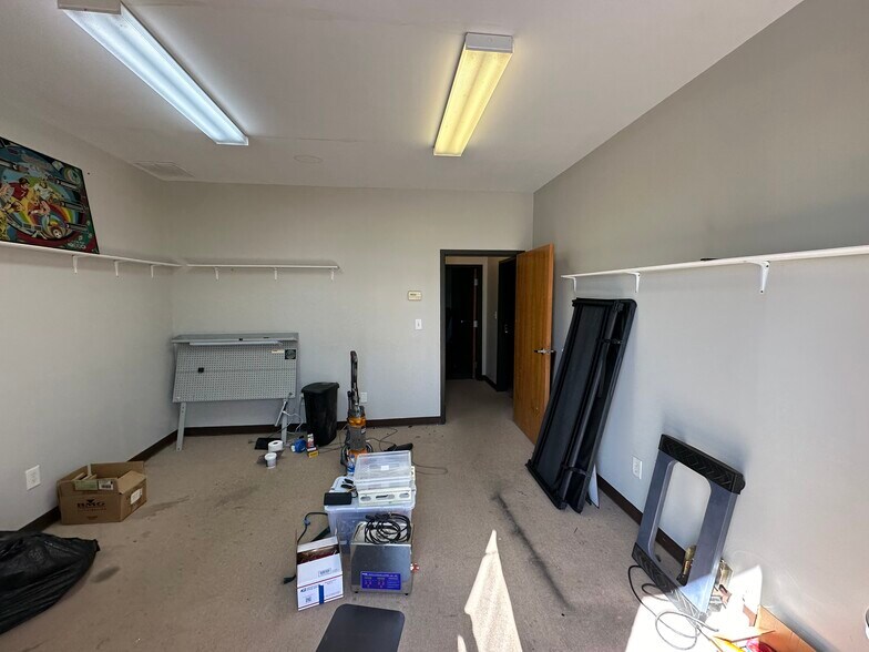 More Photos Of 2270 Pendley Rd, Cumming Warehouse For Sale