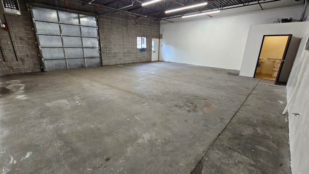 More Photos Of 7000 E 58th Ave, Commerce City Warehouse For Lease