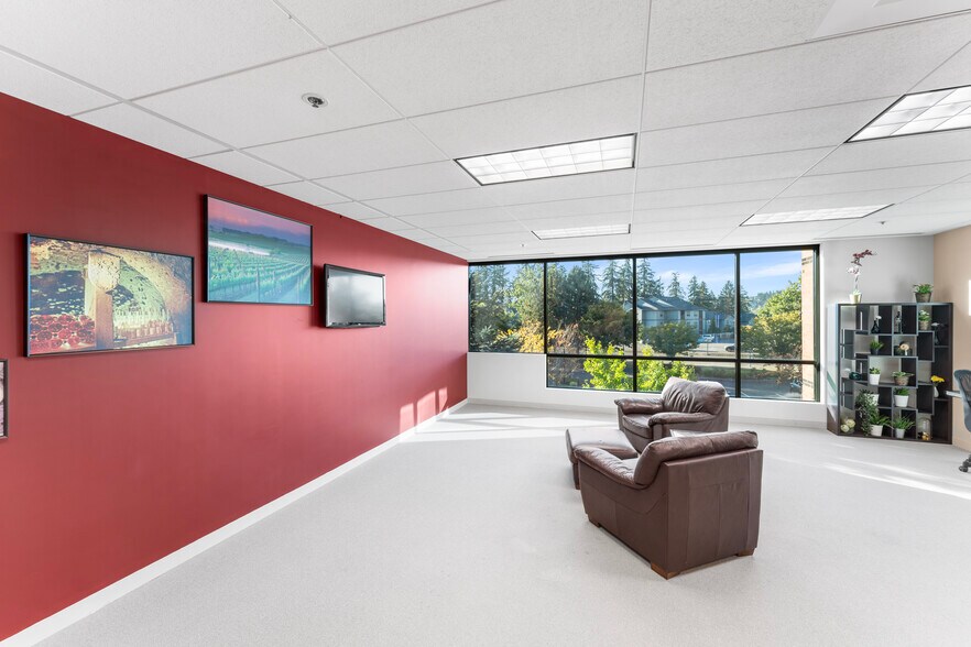 More Photos Of 12205 SW Tualatin Rd, Tualatin Office For Lease