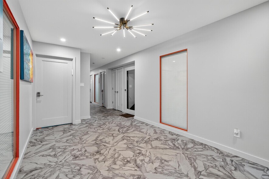 More Photos Of 11 Abrams Rd, Central Valley Office For Sale