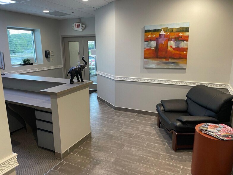 More Photos Of 401 Commerce Dr, Fort Washington Medical For Lease