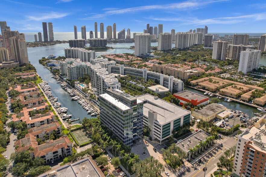 More Photos Of 18851 NE 29th Ave, Aventura Office For Lease