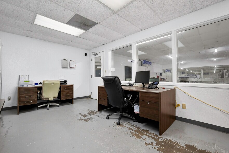 More Photos Of 1820 N Council Rd, Blanchard Food Processing For Sale