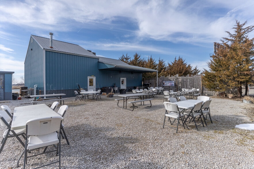 More Photos Of 43937 Highway 36, Monroe City General Retail For Sale