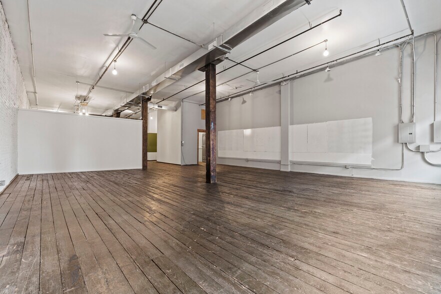 More Photos Of 1311 W 13th St, Kansas City Unknown For Lease