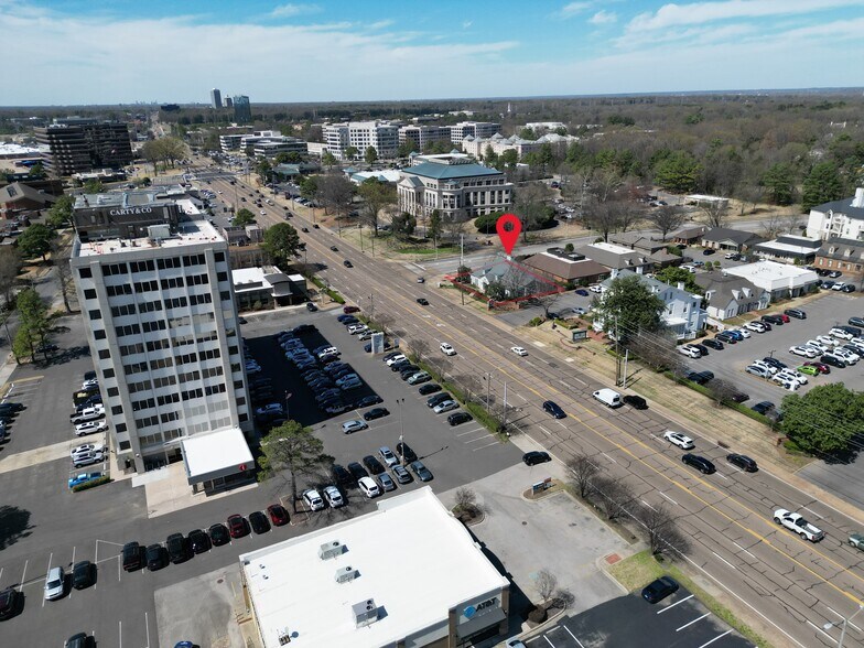 More Photos Of 6238 Poplar Ave, Memphis Office For Lease