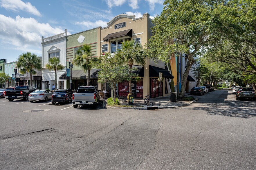 More Photos Of 2002-2006 San Marco Blvd, Jacksonville Storefront Retail Office For Sale