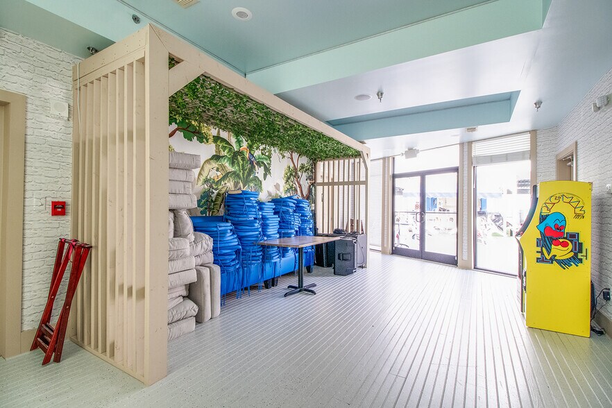 More Photos Of 21 E Athens St, Winder General Retail For Sale