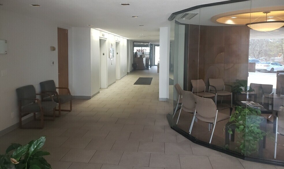 More Photos Of 415 Glensprings Dr, Springdale Medical For Lease