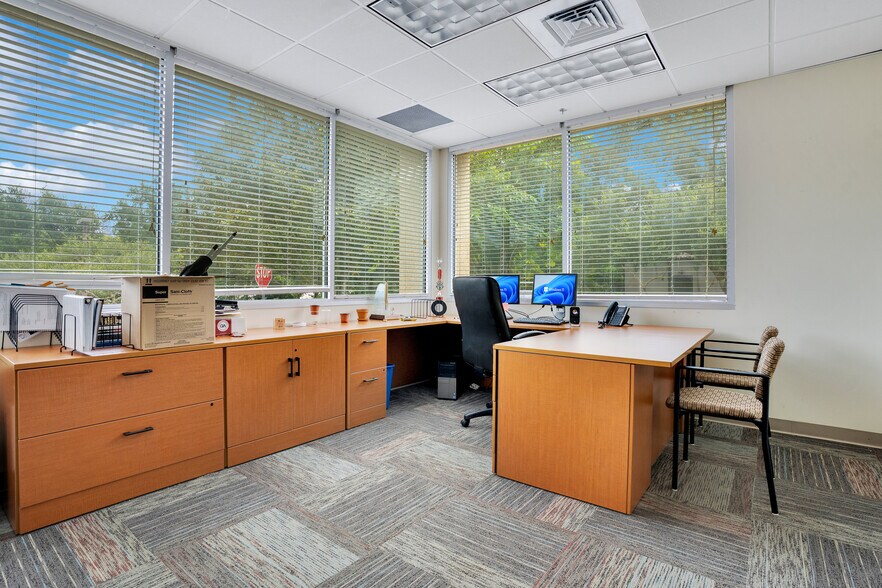 More Photos Of 177 Montgomery Rd, Altamonte Springs Medical For Sale