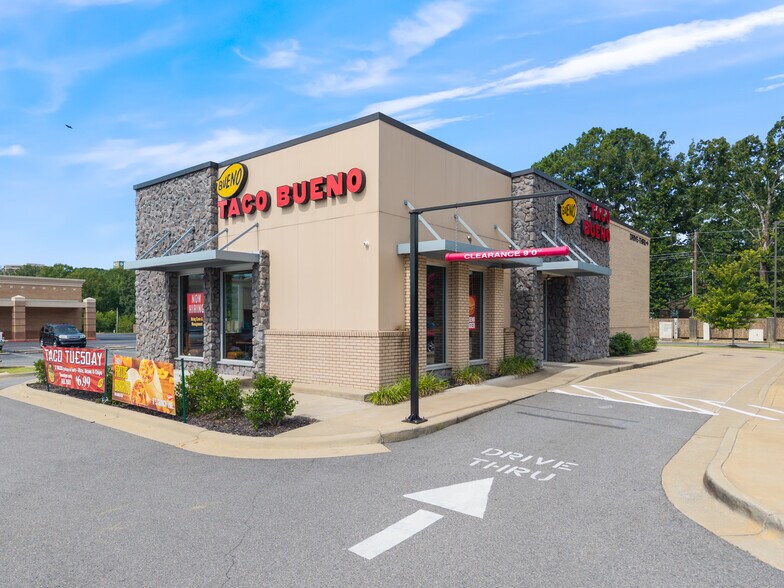More Photos Of 9101 W Markham St, Little Rock Fast Food For Lease