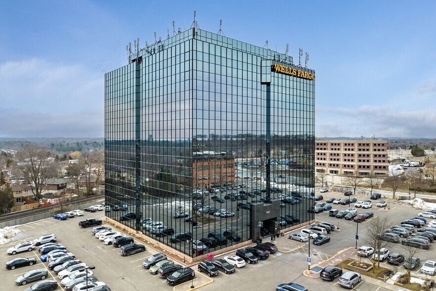 More Photos Of 1270 Central Pky, Mississauga Unknown For Lease