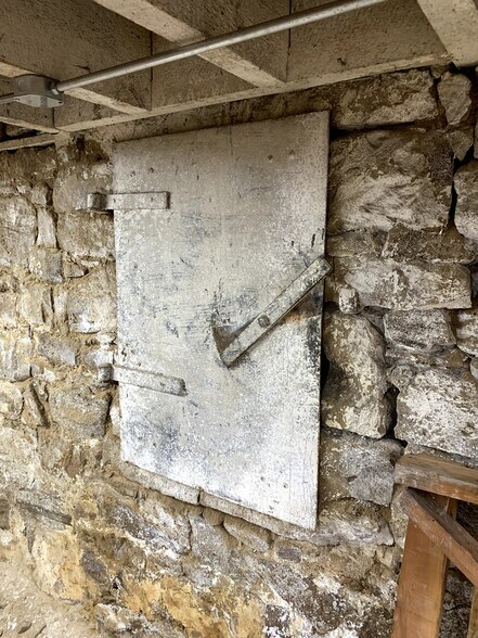 More Photos Of 202 N Carson St, Carson City Office For Sale