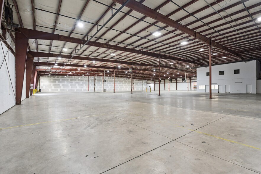 More Photos Of 5101 Coosaw Creek Blvd, North Charleston Manufacturing For Lease