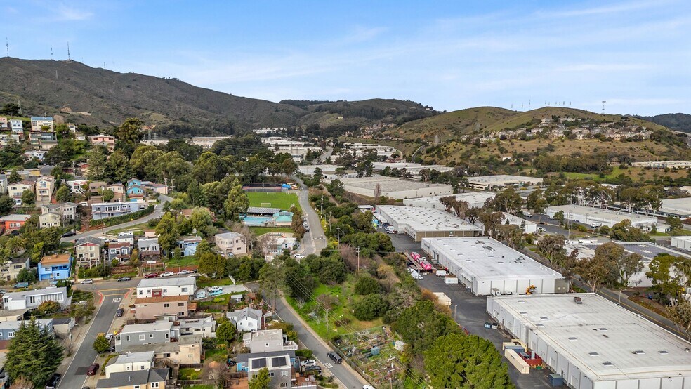 More Photos Of 45 Visitacion Ave, Brisbane Freestanding For Sale