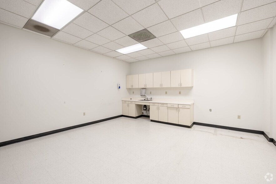 More Photos Of 1950 University Ave, Berkeley Loft Creative Space For Sale