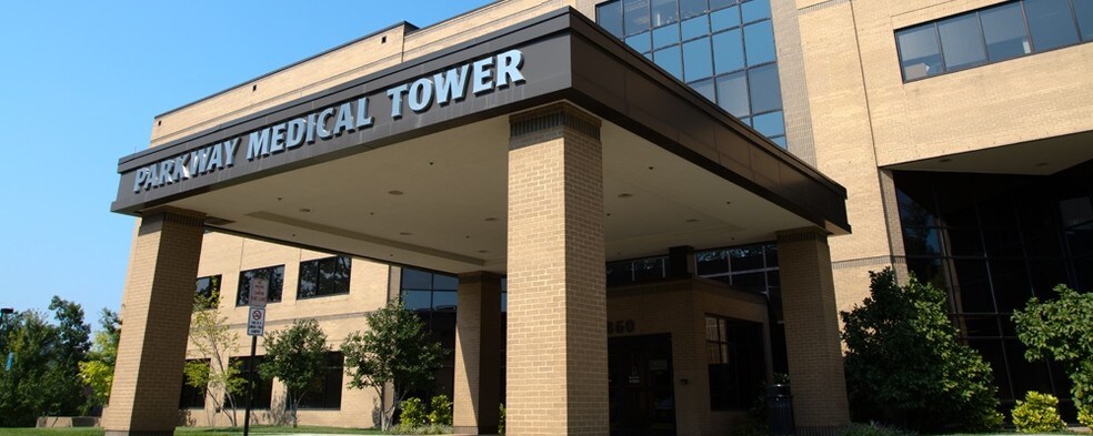 More Photos Of 1860 Town Center Dr, Reston Medical For Lease