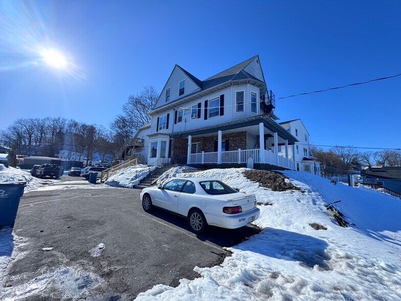 More Photos Of 499 Haverhill St, Lawrence Apartments For Sale