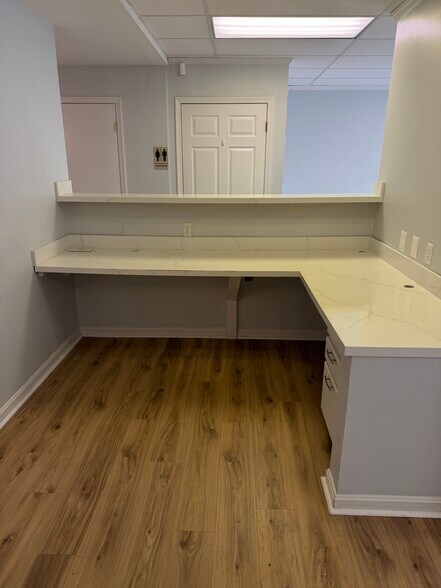 More Photos Of 1413 Annapolis Rd, Odenton Medical For Lease