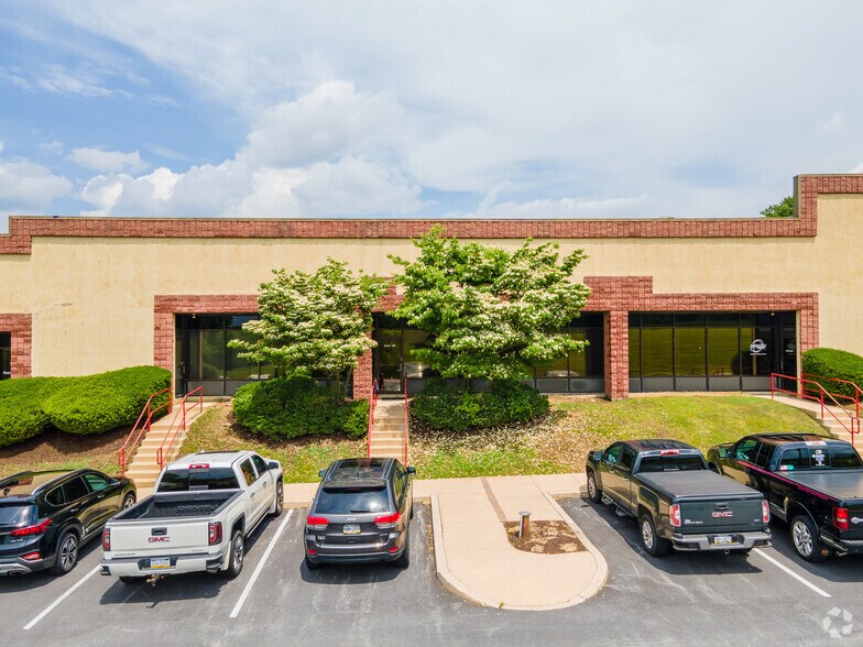 More Photos Of 602 Jeffers Cir, Exton Office For Lease
