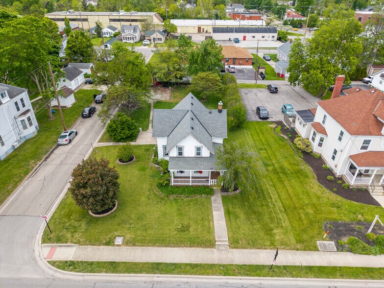 More Photos Of 4103 Broadway, Grove City Freestanding For Sale