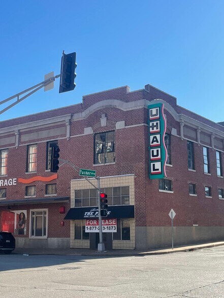 More Photos Of 418 S Tucker Blvd, Saint Louis Self Storage For Lease