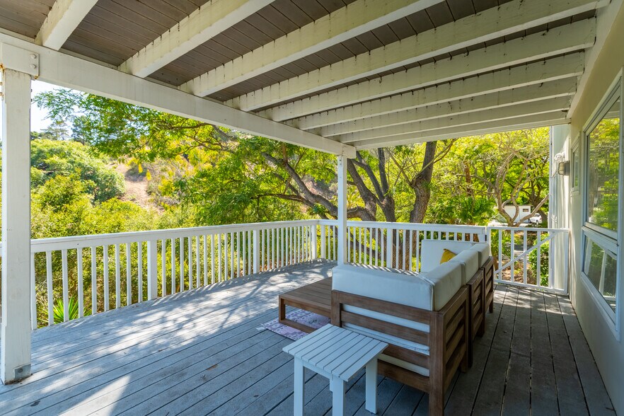 More Photos Of 543 1/2 Arroyo Ave, Santa Barbara Apartments For Sale