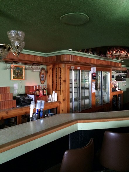 More Photos Of 130 Washington Ave, Iron River Freestanding For Sale