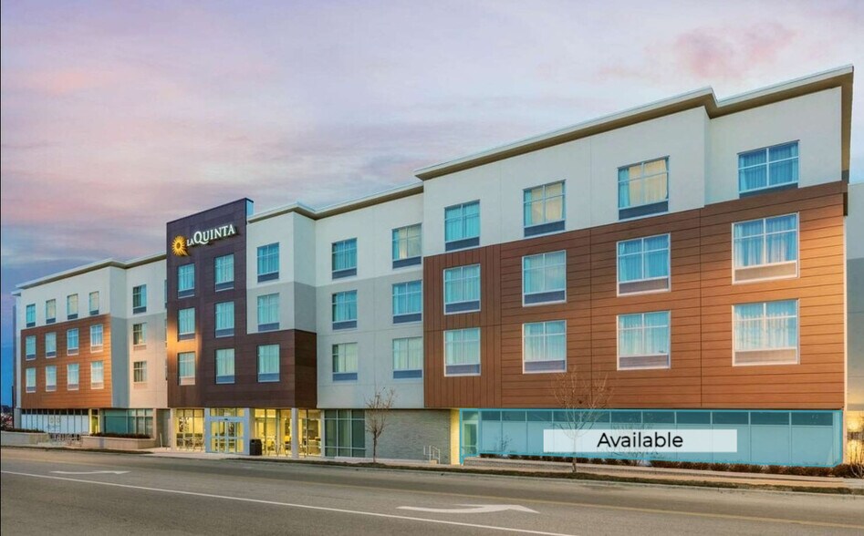 Primary Photo Of 2321 Troost Ave, Kansas City Hotel For Lease
