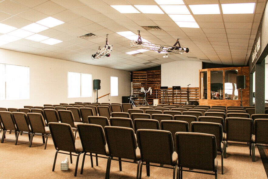 More Photos Of 3205 Lakeview Street, Bryan Religious Facility For Sale