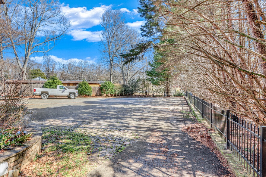 More Photos Of 4975 Little Mill Rd, Buford Warehouse For Sale