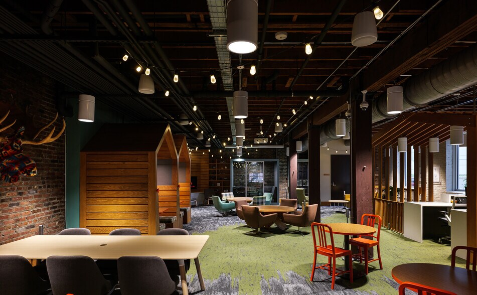 More Photos Of 552 E Market St, Louisville Office For Lease