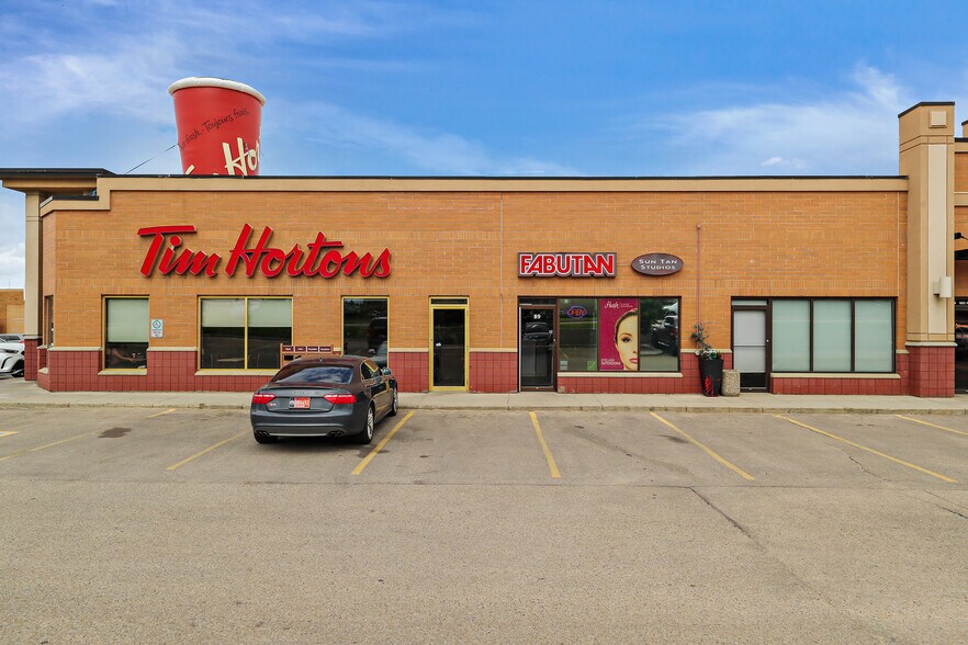 More Photos Of 993 Fir St, Sherwood Park General Retail For Lease