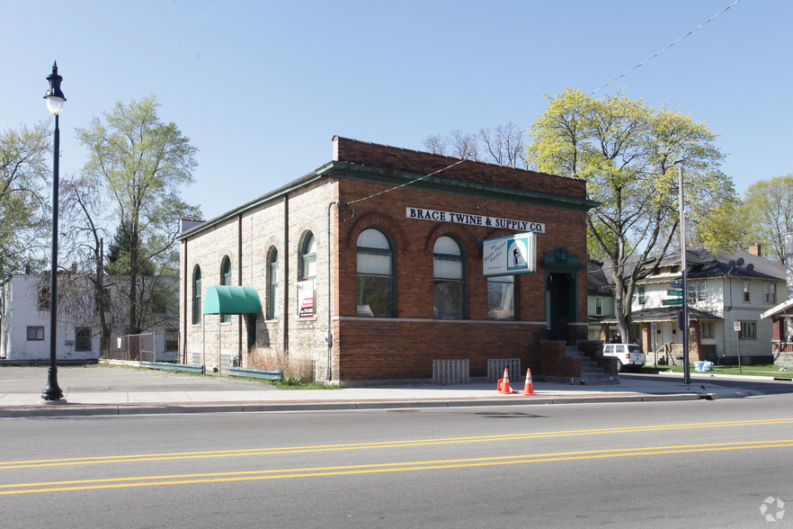 Primary Photo Of 336 Hall St SE, Grand Rapids Office For Sale