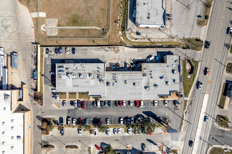 More Photos Of 12311 Nacogdoches Rd, San Antonio Freestanding For Sale