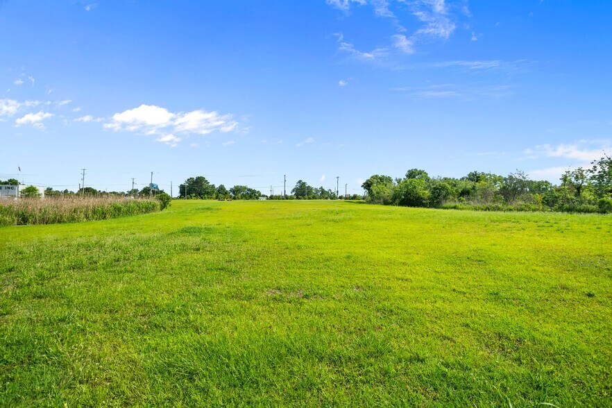 More Photos Of 0000 Old Bridge St, Jacksonville Land For Lease