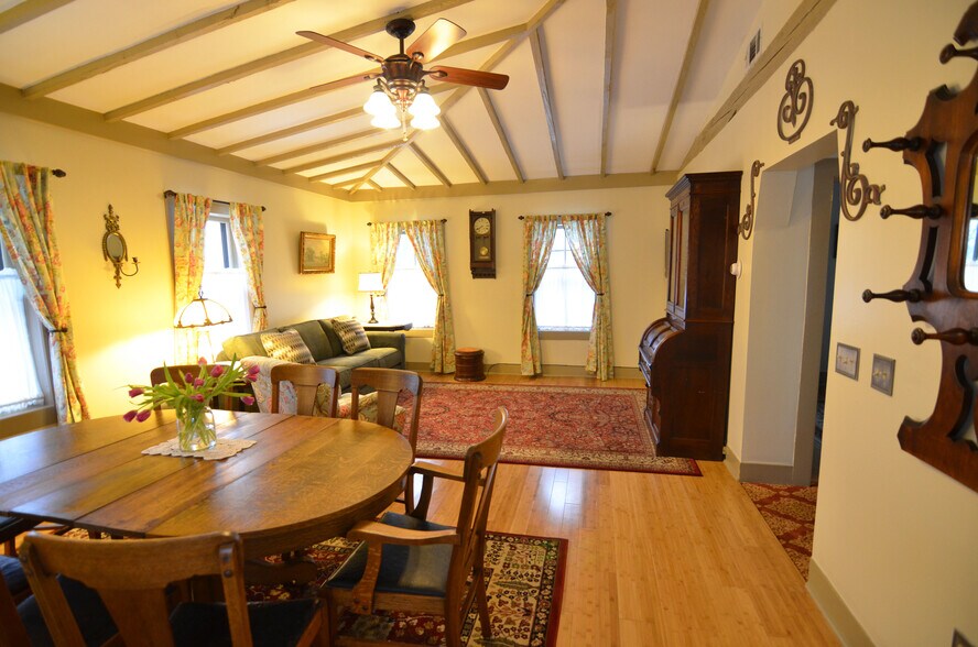 More Photos Of 72 Union Ave, Saratoga Springs Apartments For Sale