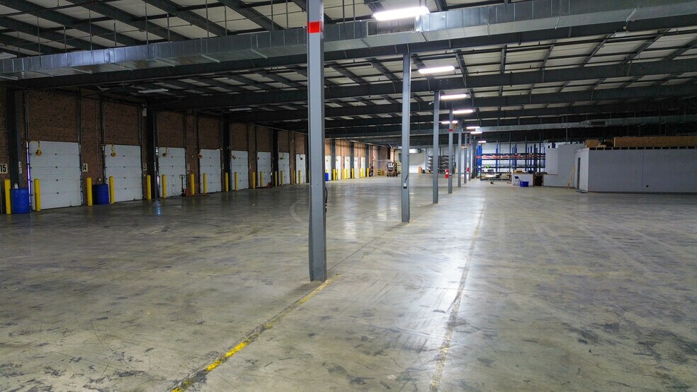 More Photos Of 100 Don Truell Ln, Thomasville Warehouse For Lease