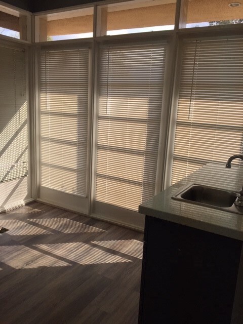 More Photos Of 8075 E Morgan Trl, Scottsdale Medical For Lease