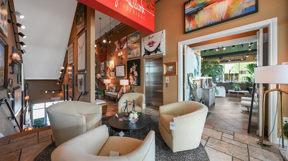 More Photos Of 2265 Bagnell Dam Blvd, Lake Ozark Office For Sale