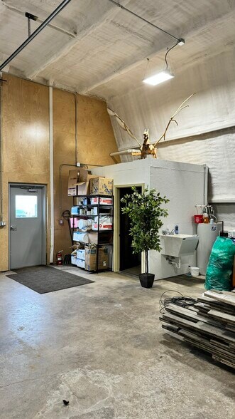 More Photos Of 1740 20 1/2 St, Rice Lake Warehouse For Lease