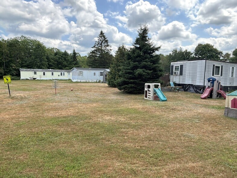 More Photos Of 434 Tate Rd, Corinth Trailer Camper Park For Sale